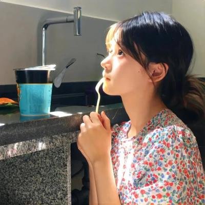 最近，我的妹妹有点怪
